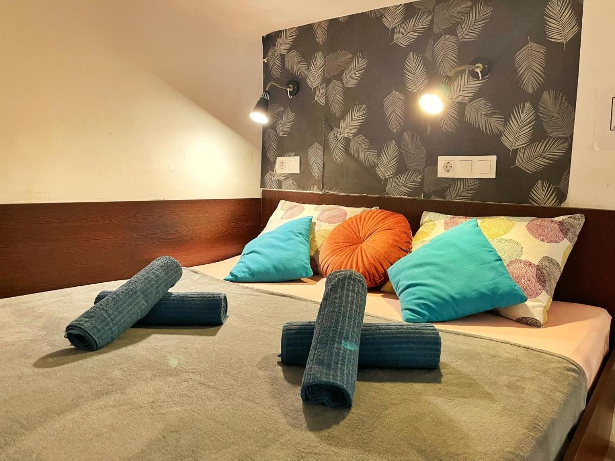 Central Budget Lofts Leilighet Budapest Eksteriør bilde
