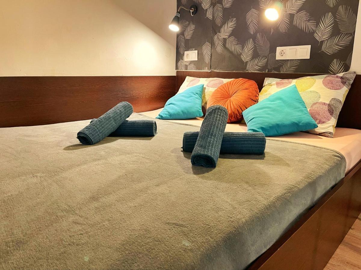 Central Budget Lofts Leilighet Budapest Eksteriør bilde