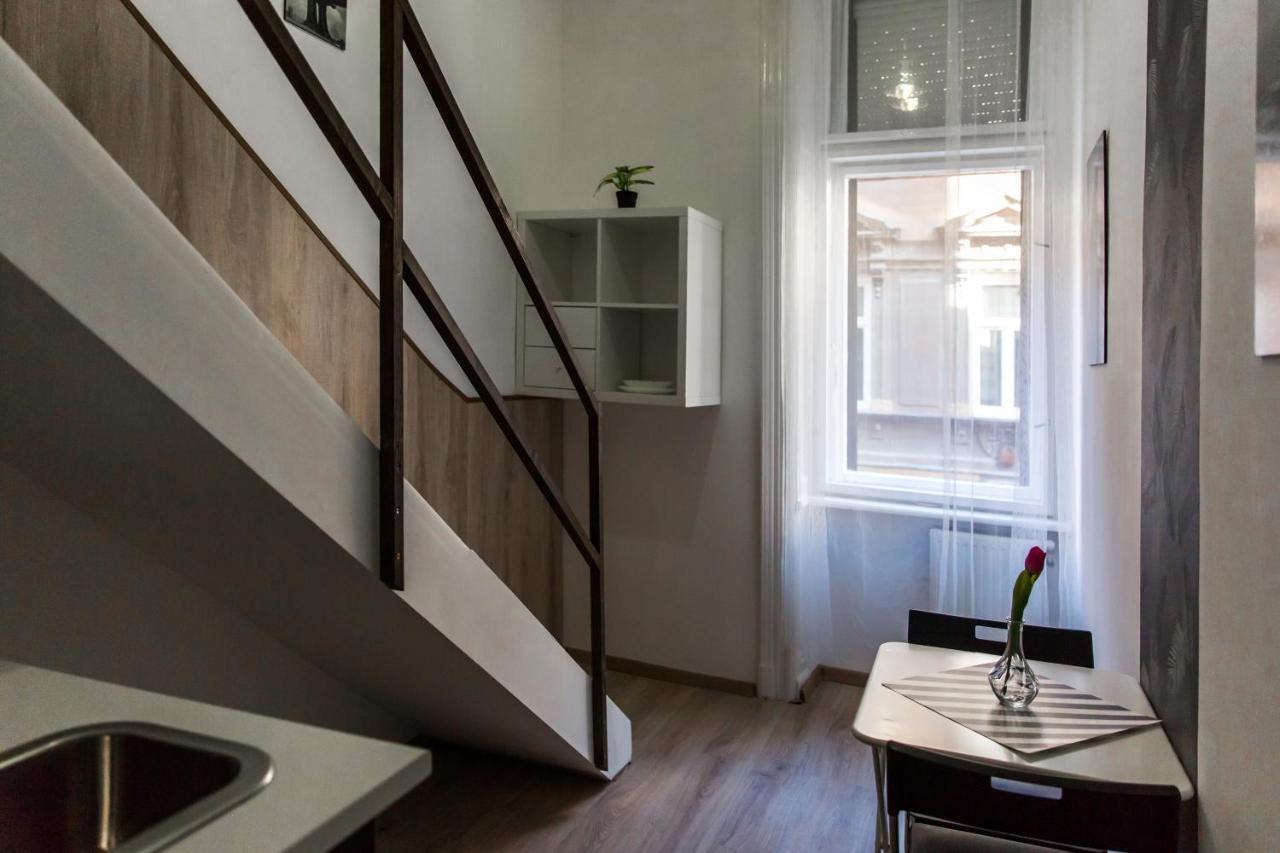 Central Budget Lofts Leilighet Budapest Eksteriør bilde
