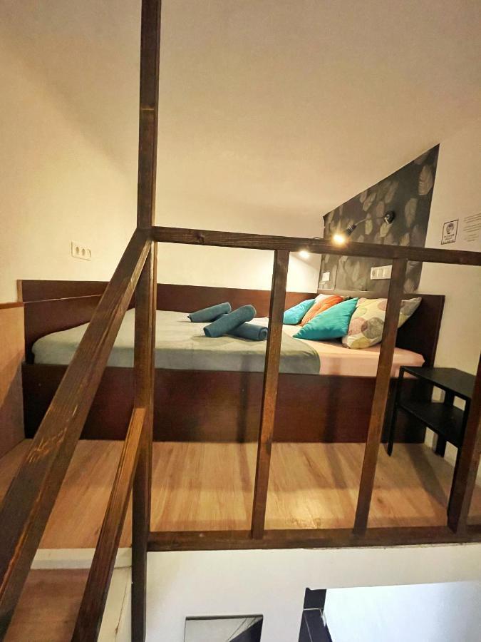 Central Budget Lofts Leilighet Budapest Eksteriør bilde