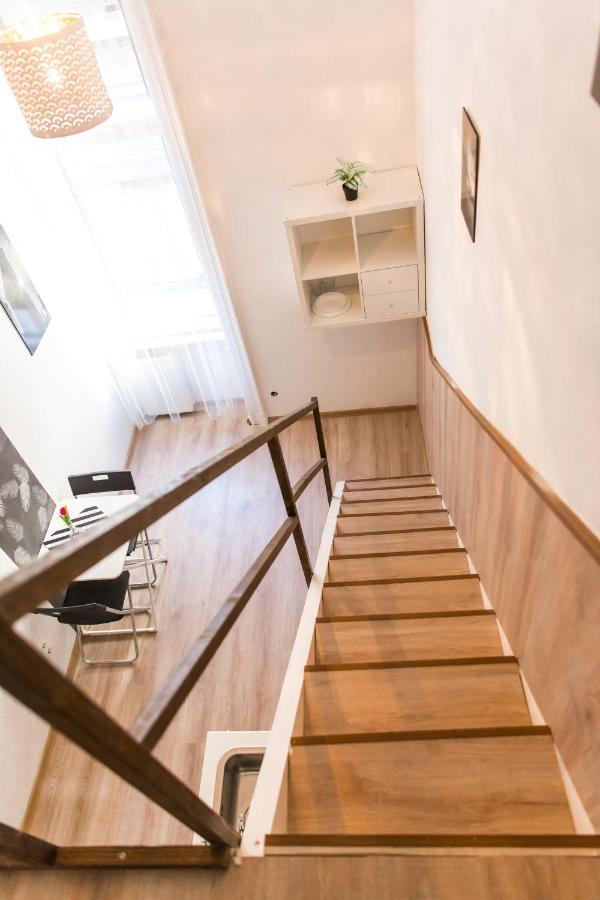 Central Budget Lofts Leilighet Budapest Eksteriør bilde