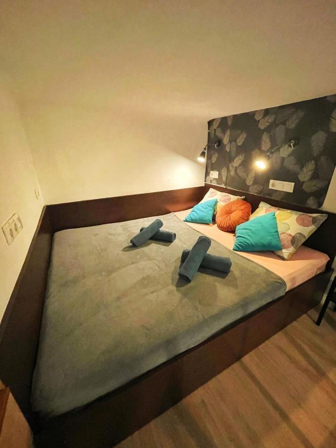 Central Budget Lofts Leilighet Budapest Eksteriør bilde