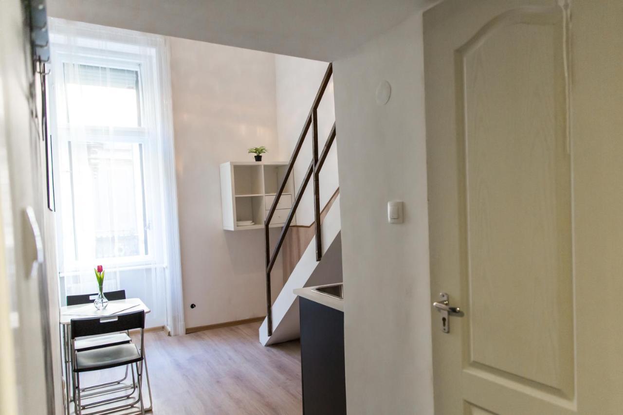 Central Budget Lofts Leilighet Budapest Eksteriør bilde