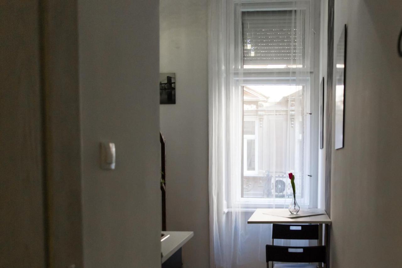 Central Budget Lofts Leilighet Budapest Eksteriør bilde